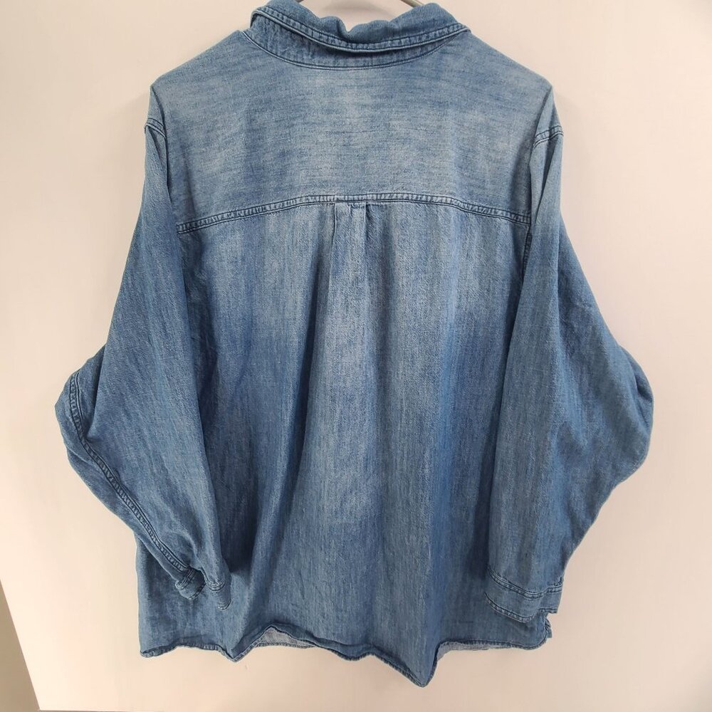 Old Navy Blue Denim Button Down Shirt - Picture 4 of 6